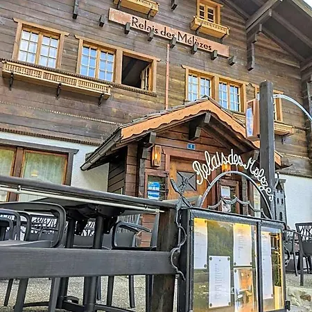 Relais Des Melezes 3*